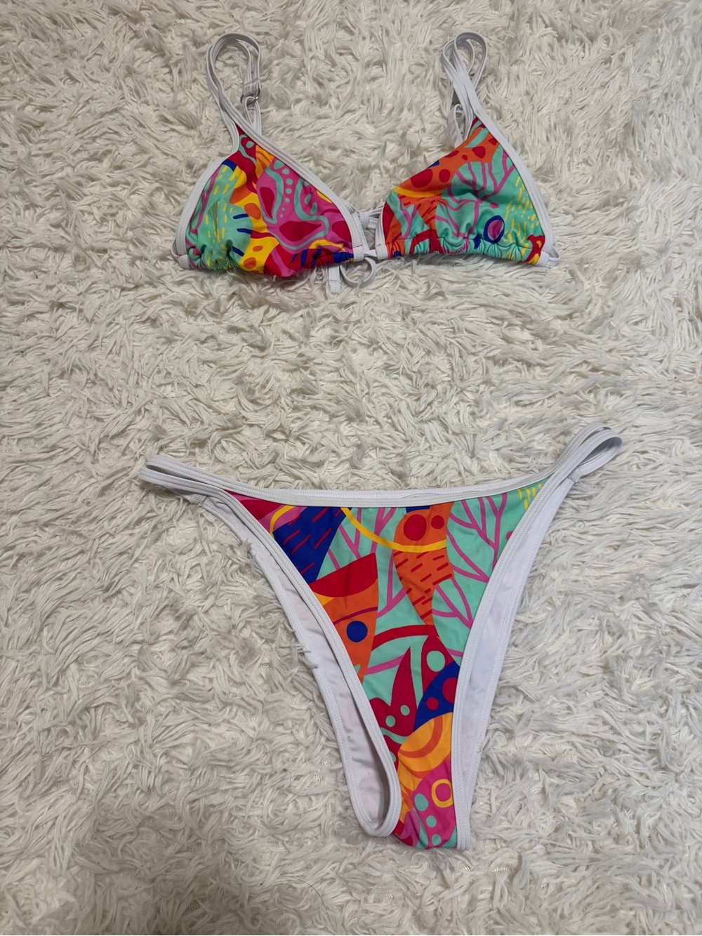 Cupshe Multicolor Abstract Print Triangle Bikini - White Trim